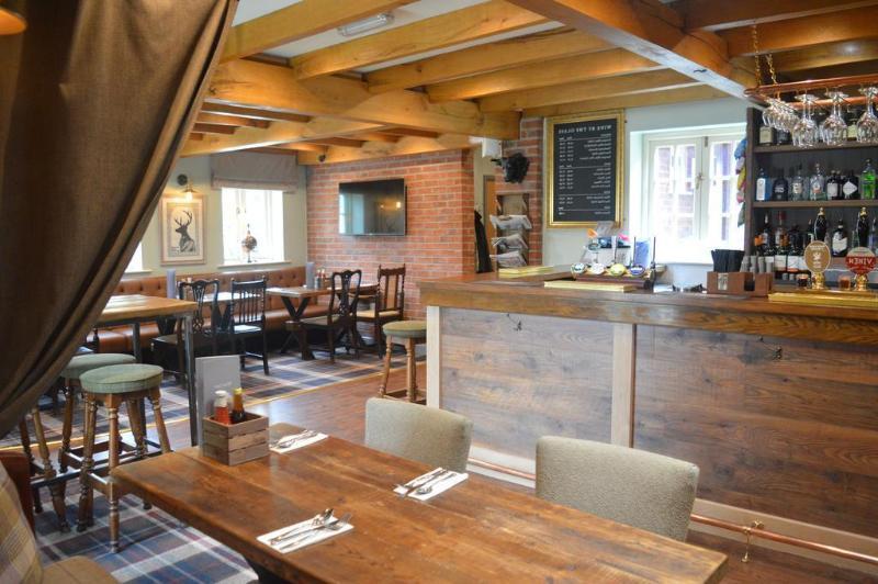 Отель The Royal Oak Лафборо Экстерьер фото
